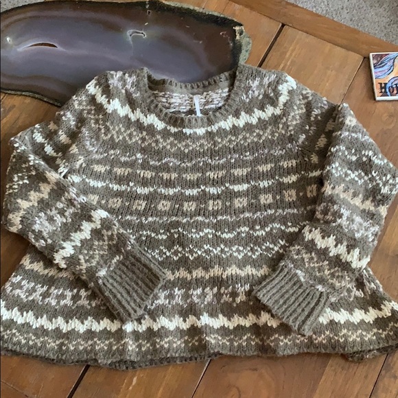 🌸Free People Winter Sweater🌸 - Picture 3 of 6